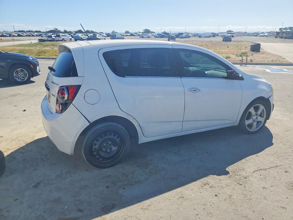 2015 Chevrolet Sonic მანქანა იყიდება აუქციონზე, vin: 1G1JE6SBXF4120762, აუქციონის ნომერი: 59094046