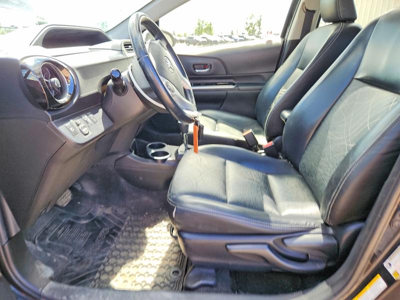 56448826 :رقم المزاد ، JTDKDTB33G1118666 vin ، 2016 Toyota Prius C مزاد بيع