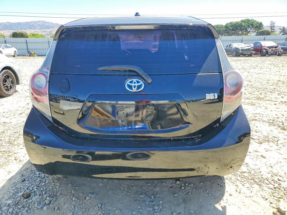 55771876 :رقم المزاد ، JTDKDTB33D1548323 vin ، 2013 Toyota Prius C مزاد بيع