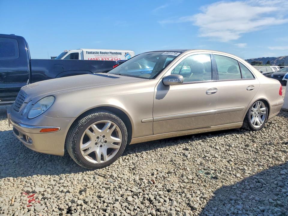 2003 Mercedes-benz E მანქანა იყიდება აუქციონზე, vin: WDBUF70J23A350180, აუქციონის ნომერი: 58811716
