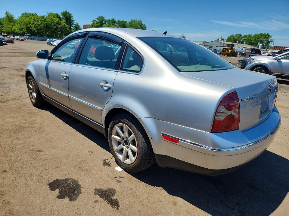 56319526 :رقم المزاد ، WVWPD63BX4E309843 vin ، 2004 Volkswagen Passat مزاد بيع