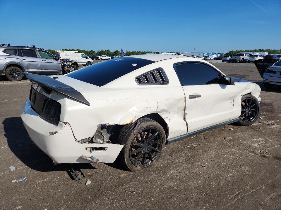 2007 Ford Mustang მანქანა იყიდება აუქციონზე, vin: 1ZVFT80N575240456, აუქციონის ნომერი: 59014646