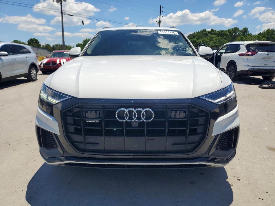 55514146 :رقم المزاد ، WA1EVAF18LD007590 vin ، 2020 Audi Q8 مزاد بيع
