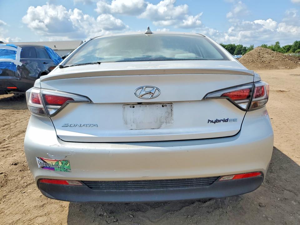2017 Hyundai Sonata Hybrid მანქანა იყიდება აუქციონზე, vin: KMHE24L1XHA044021, აუქციონის ნომერი: 59157536