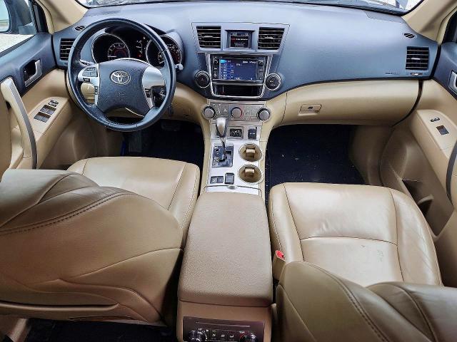 Продажа на аукционе авто 2013 Toyota Highlander, vin: 5TDBK3EH6DS272297, номер лота: 58183066