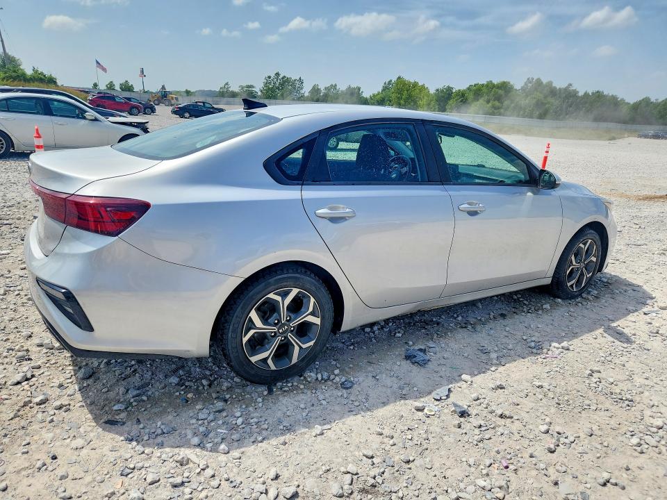 2019 Kia Forte მანქანა იყიდება აუქციონზე, vin: 3KPF24AD6KE007672, აუქციონის ნომერი: 58970096