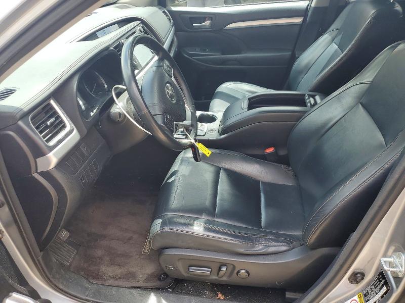 2015 Toyota Highlander მანქანა იყიდება აუქციონზე, vin: 5TDJKRFH0FS138868, აუქციონის ნომერი: 55596666