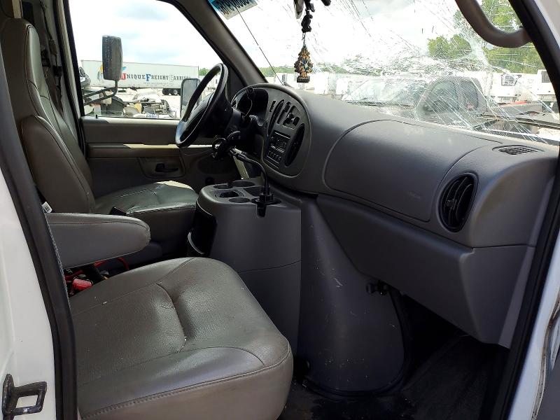 55307916 :رقم المزاد ، 1FDSE35L52HB22478 vin ، 2002 Ford Econoline مزاد بيع