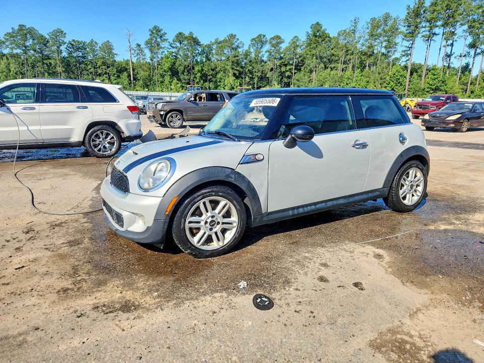 Продажа на аукционе авто 2013 Mini Cooper, vin: WMWSV3C50DT390246, номер лота: 55905506