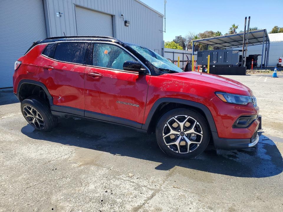 2025 Jeep Compass მანქანა იყიდება აუქციონზე, vin: 3C4NJDCNXST620975, აუქციონის ნომერი: 58582736