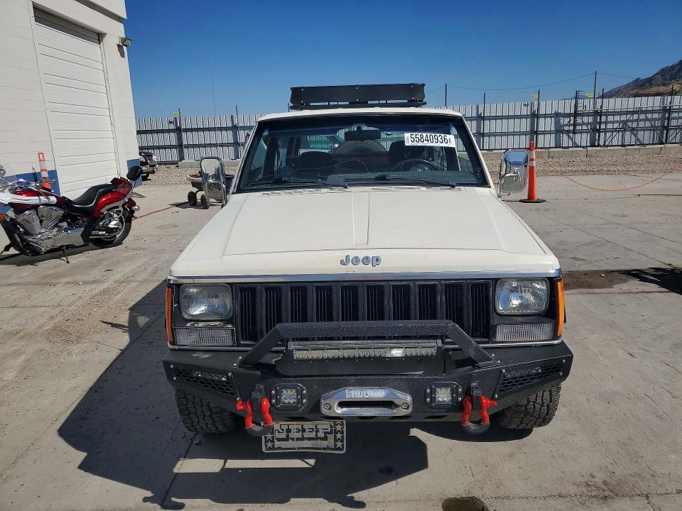 55840936 :رقم المزاد ، 1JCWL7716FT183872 vin ، 1985 Jeep Cherokee مزاد بيع