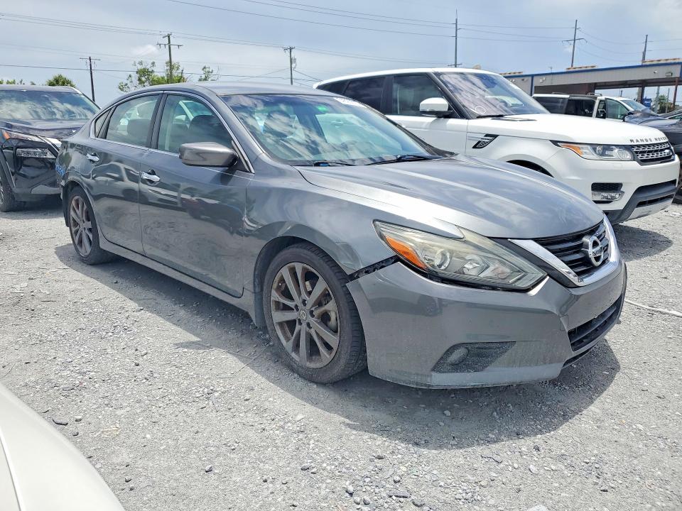 Продажа на аукционе авто 2018 Nissan Altima, vin: 1N4AL3AP7JC268848, номер лота: 54829616