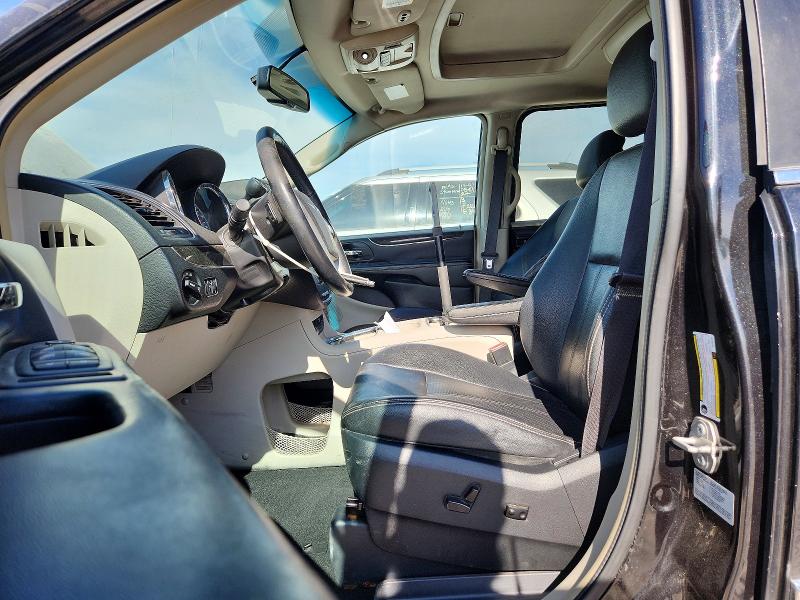 2016 Chrysler Town & Country მანქანა იყიდება აუქციონზე, vin: 2C4RC1CG5GR285422, აუქციონის ნომერი: 55866096