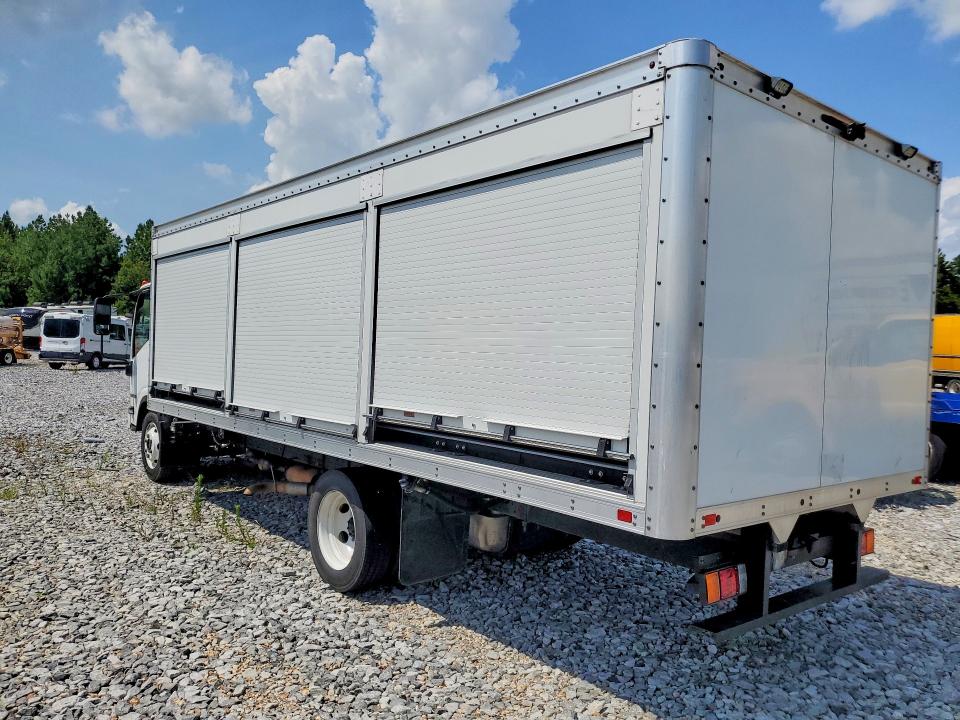 58421016 :رقم المزاد ، 54DE5W1L8NSR00042 vin ، 2022 Isuzu Nrr مزاد بيع