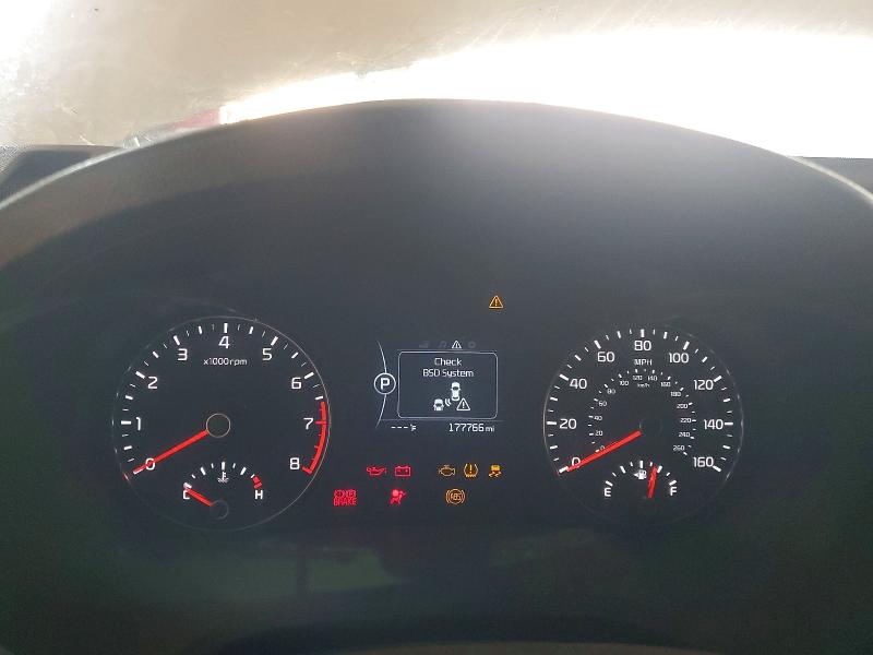 Продажа на аукционе авто 2018 Kia Optima, vin: KNAGT4L33J5216509, номер лота: 57408926