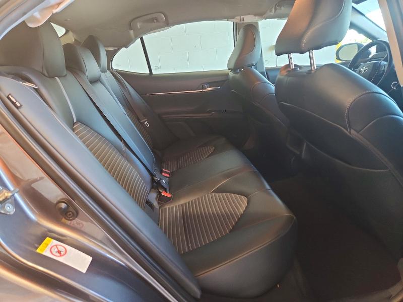 55493406 :رقم المزاد ، 4T1B11HK6KU766310 vin ، 2019 Toyota Camry مزاد بيع