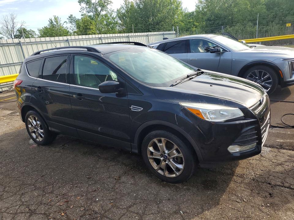 2014 Ford Escape მანქანა იყიდება აუქციონზე, vin: 1FMCU9GX0EUD61717, აუქციონის ნომერი: 58922986