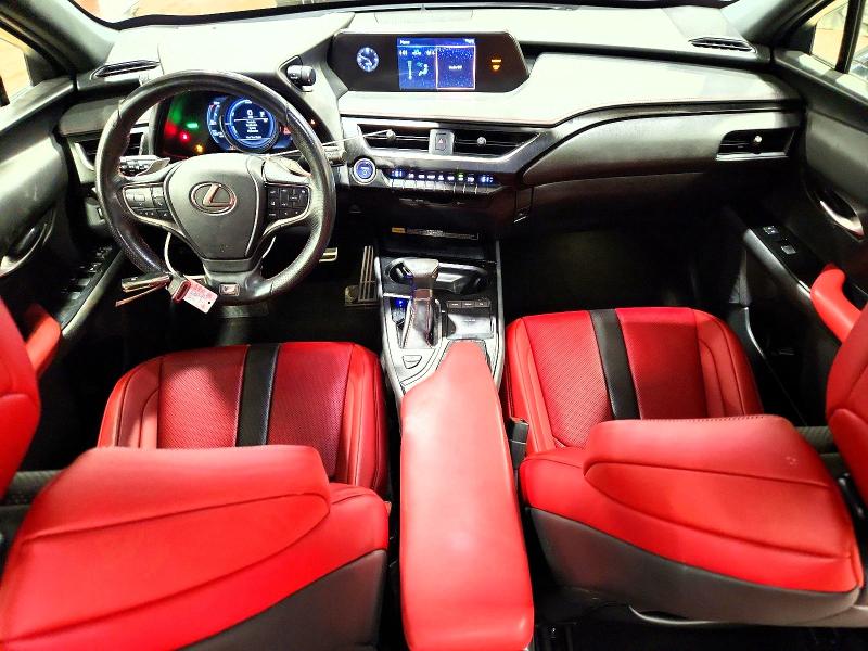 Продаж на аукціоні авто 2020 Lexus Ux, vin: JTHE9JBH3L2032677, номер лоту: 57361126