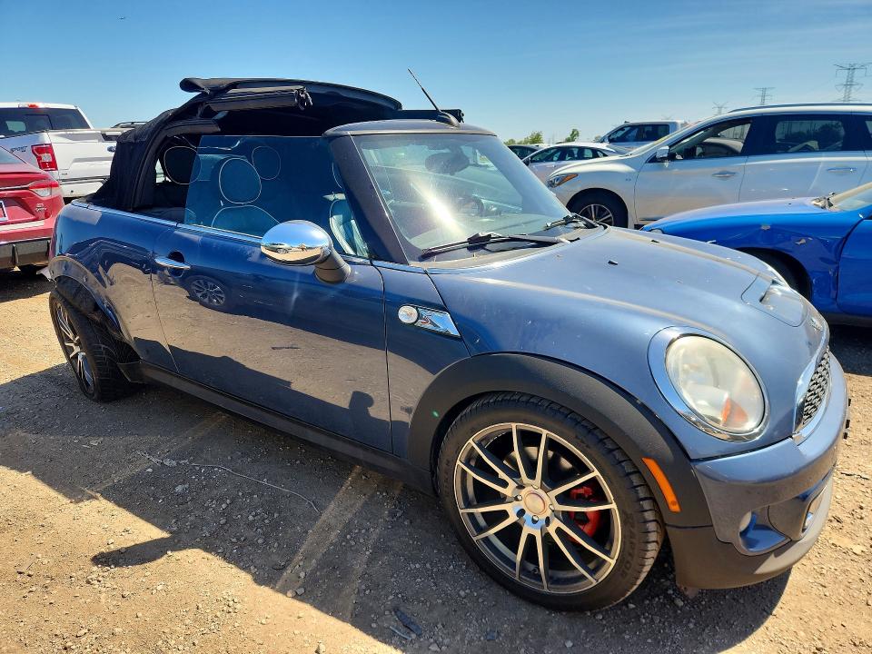 2011 Mini Cooper მანქანა იყიდება აუქციონზე, vin: WMWZP3C50BTX83055, აუქციონის ნომერი: 55436866