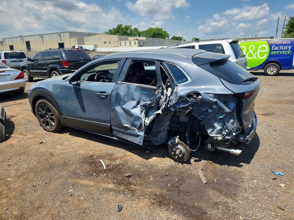 56984716 :رقم المزاد ، 3MVDMBCM7RM671822 vin ، 2024 Mazda Cx-30 مزاد بيع