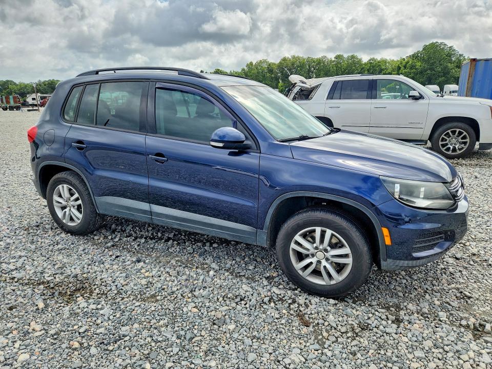 Продажа на аукционе авто 2016 Volkswagen Tiguan, vin: WVGAV7AXXGW511812, номер лота: 58017036