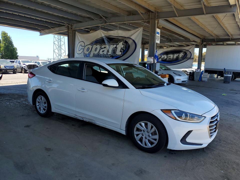59236316 :رقم المزاد ، 5NPD74LF7HH165661 vin ، 2017 Hyundai Elantra مزاد بيع