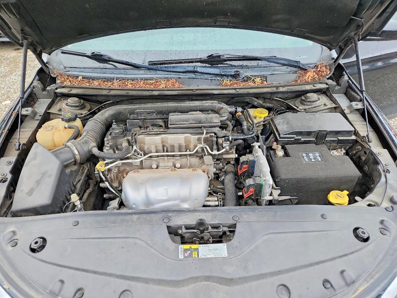 Продаж на аукціоні авто 2015 Chrysler 200, vin: 1C3CCCAB0FN577116, номер лоту: 55181626