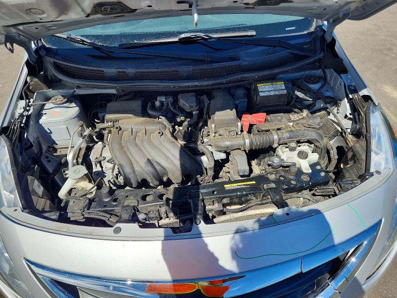 57588046 :رقم المزاد ، 3N1CN7APXJL845710 vin ، 2018 Nissan Versa مزاد بيع