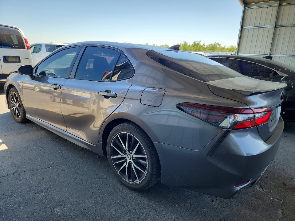2022 Toyota Camry მანქანა იყიდება აუქციონზე, vin: 4T1G11AK2NU036950, აუქციონის ნომერი: 58589126