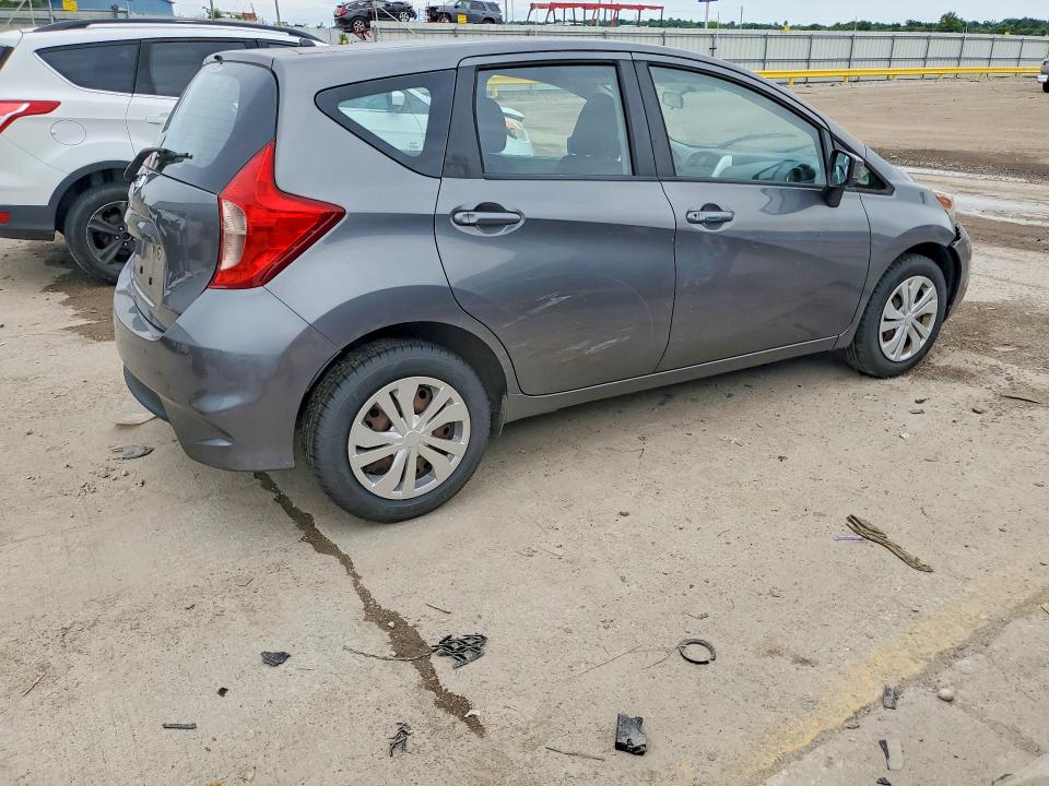 55498136 :رقم المزاد ، 3N1CE2CP2JL353169 vin ، 2018 Nissan Versa Note مزاد بيع