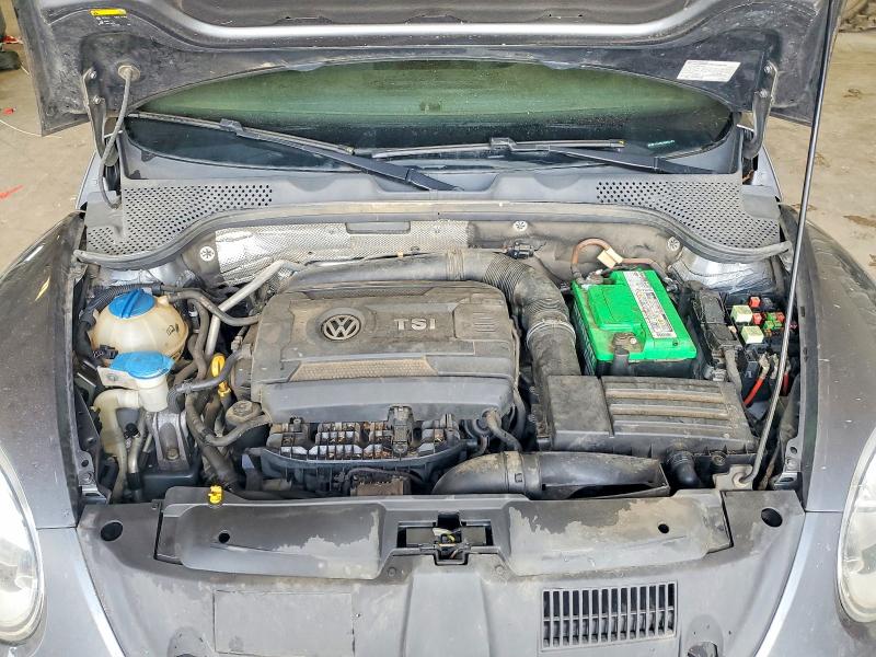 56470426 :رقم المزاد ، 3VWF17AT8GM602187 vin ، 2016 Volkswagen Beetle مزاد بيع