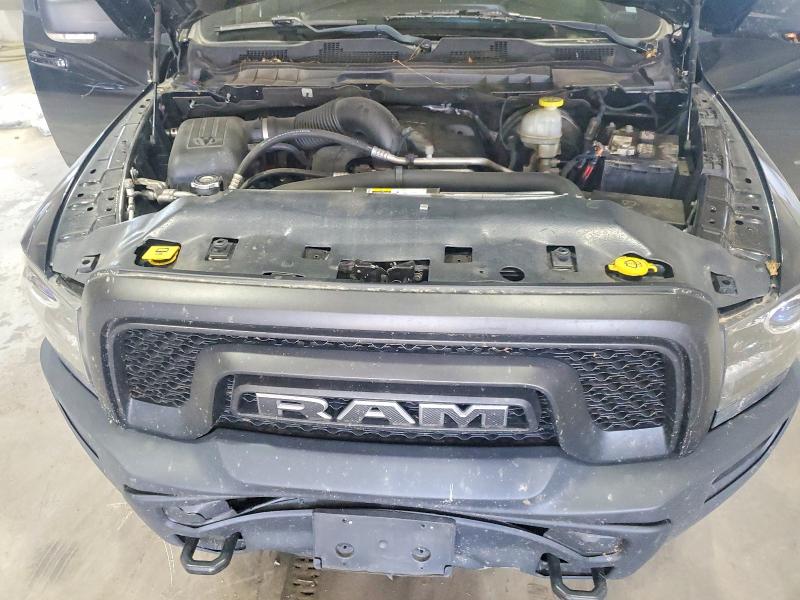 56493676 :رقم المزاد ، 1C6RR7YT8HS814005 vin ، 2017 Ram 1500 مزاد بيع
