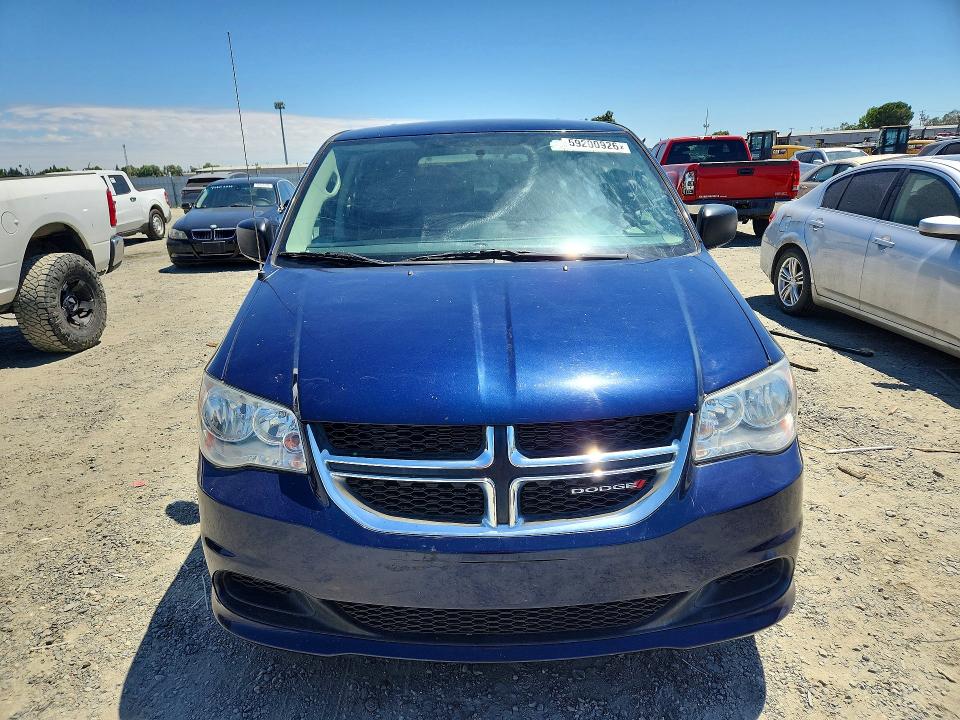 59200926 :رقم المزاد ، 2C4RDGBG1HR637334 vin ، 2017 Dodge Grand Caravan مزاد بيع