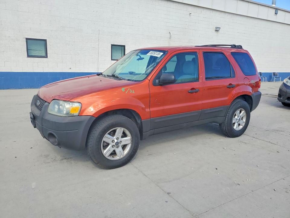 56050136 :رقم المزاد ، 1FMYU93196KC94054 vin ، 2006 Ford Escape مزاد بيع