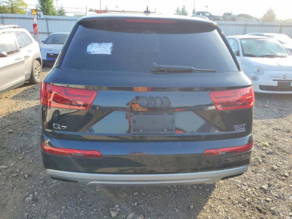 2017 Audi Q7 მანქანა იყიდება აუქციონზე, vin: WA1AAAF76HD005049, აუქციონის ნომერი: 56816676