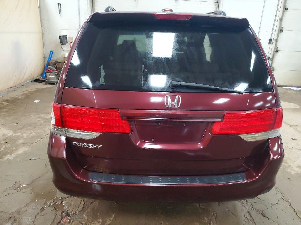 57184236 :رقم المزاد ، 5FNRL3H7XAB100918 vin ، 2010 Honda Odyssey مزاد بيع