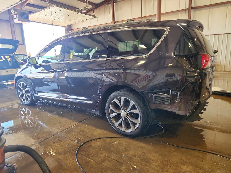 Продажа на аукционе авто 2017 Chrysler Pacifica, vin: 2C4RC1GG1HR608490, номер лота: 56232366