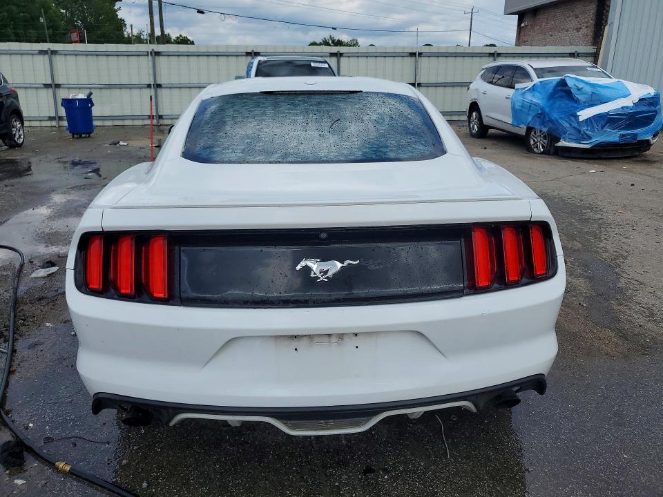 58393706 :رقم المزاد ، 1FA6P8TH9F5400551 vin ، 2015 Ford Mustang مزاد بيع