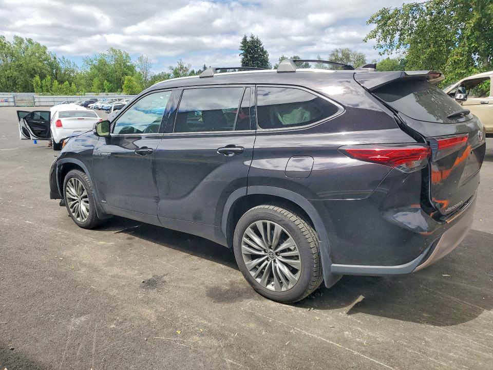Продажа на аукционе авто 2021 Toyota Highlander, vin: 5TDEBRCH3MS050741, номер лота: 57503306