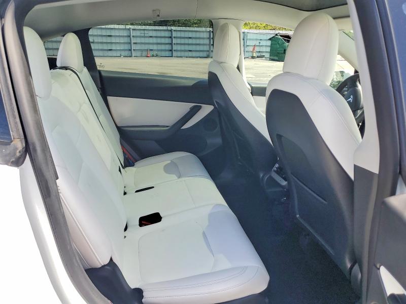 Продажа на аукционе авто 2022 Tesla Model Y, vin: 7SAYGAEE8NF390270, номер лота: 57403446