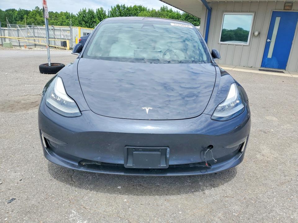 Продажа на аукционе авто 2018 Tesla Model 3, vin: 5YJ3E1EB4JF079321, номер лота: 57258936
