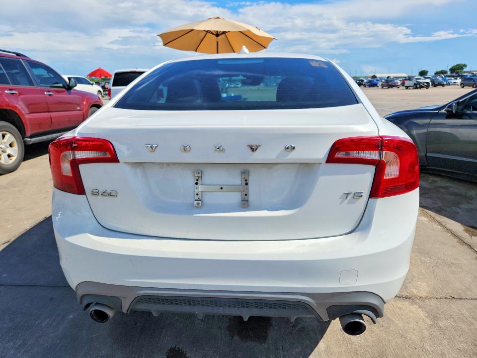 Продажа на аукционе авто 2017 Volvo S60, vin: YV126MFL0H2430556, номер лота: 57302266
