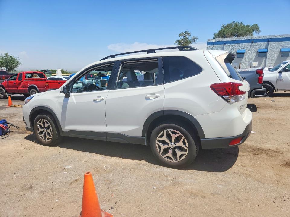 2022 Subaru Forester მანქანა იყიდება აუქციონზე, vin: JF2SKADC7NH444743, აუქციონის ნომერი: 56234096