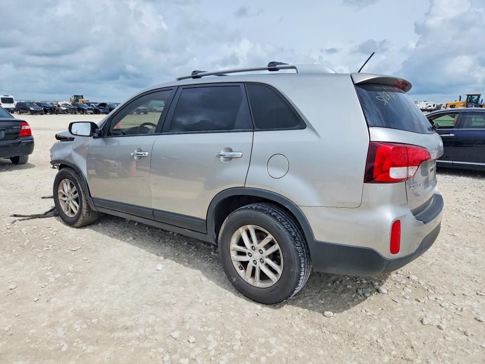 56328376 :رقم المزاد ، 5XYKT4A61FG551776 vin ، 2015 Kia Sorento مزاد بيع