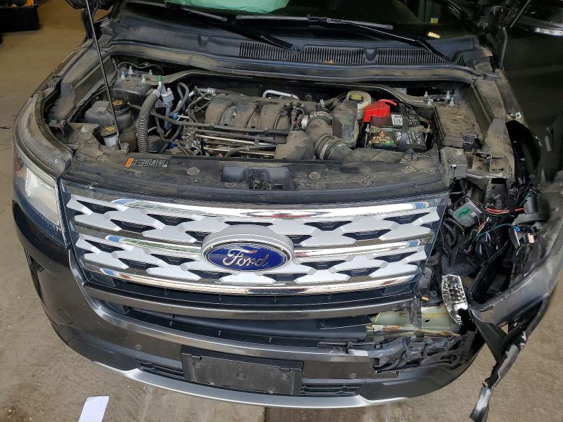 58377956 :رقم المزاد ، 1FM5K8D89JGC71853 vin ، 2018 Ford Explorer مزاد بيع