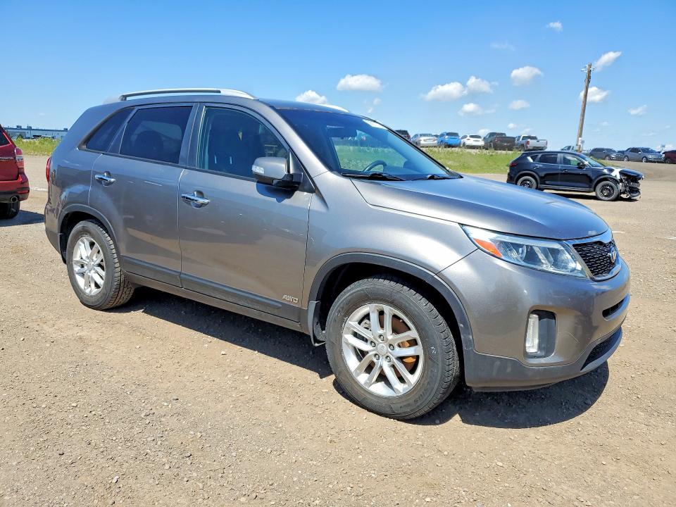 58837776 :رقم المزاد ، 5XYKTCA64FG645290 vin ، 2015 Kia Sorento مزاد بيع