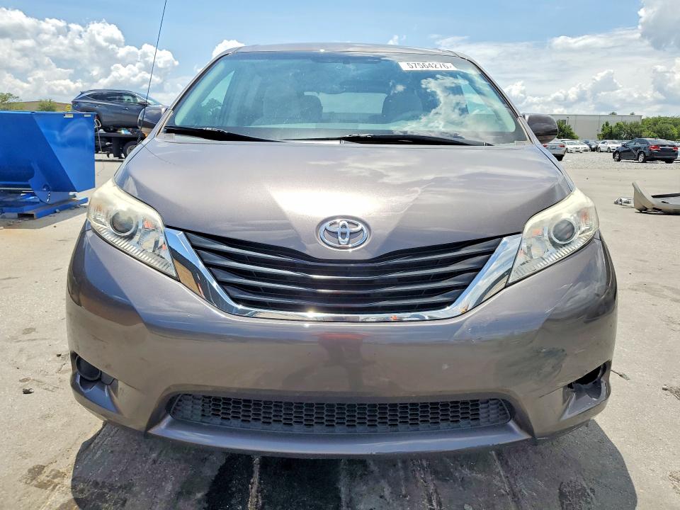 2014 Toyota Sienna მანქანა იყიდება აუქციონზე, vin: 5TDKK3DC7ES499473, აუქციონის ნომერი: 57564276