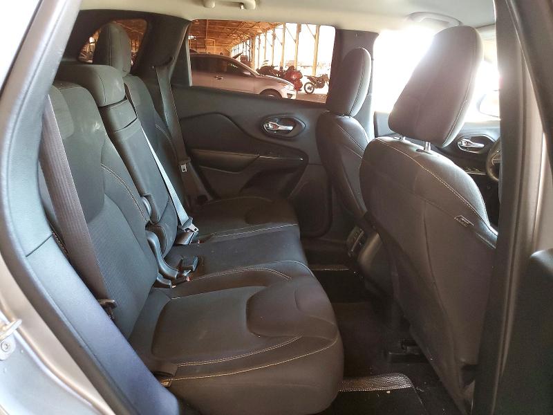 56823076 :رقم المزاد ، 1C4PJLCB5GW234569 vin ، 2016 Jeep Cherokee مزاد بيع