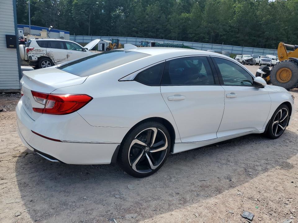 Продажа на аукционе авто 2018 Honda Accord, vin: 1HGCV1F56JA106019, номер лота: 57060386