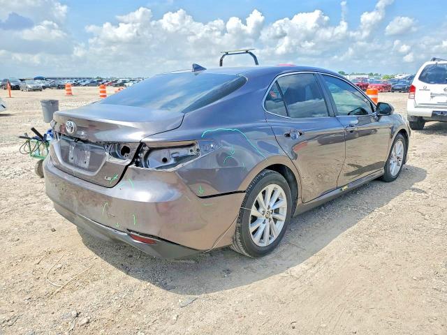 Продажа на аукционе авто 2024 Toyota Camry, vin: 4T1C11AK2RU918883, номер лота: 54911236